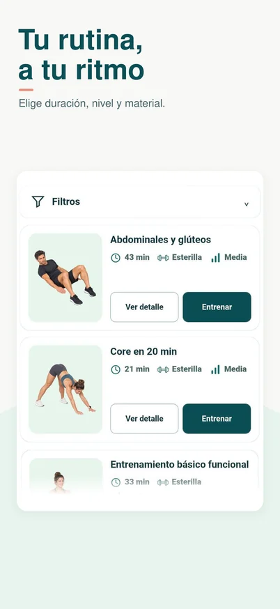 Biblioteca de entrenamientos con filtros y opciones para consultar el detalle o empezar una rutina.